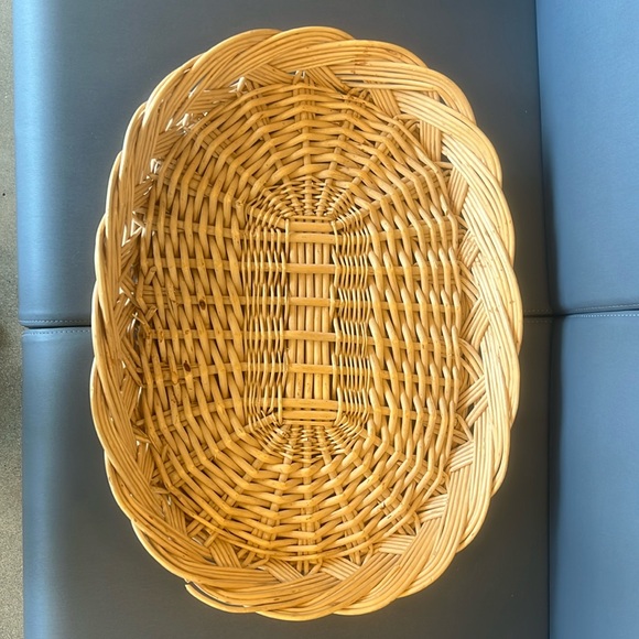 Wicker Basket, Large Oval Shape - Picture 1 of 12